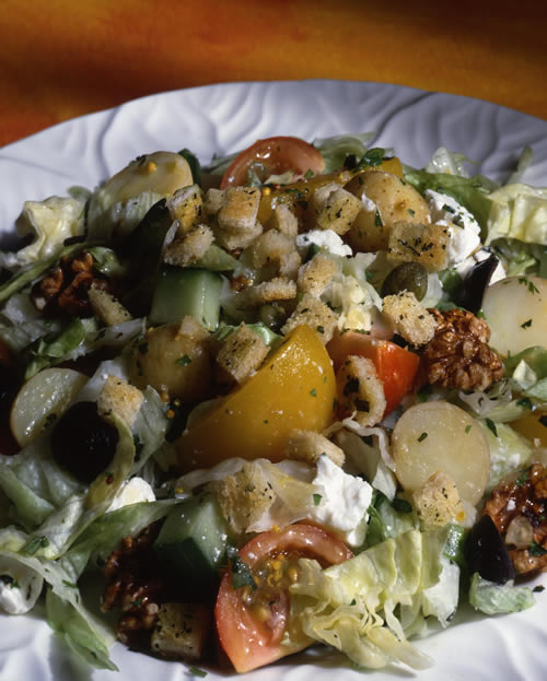 Mixed Veg and Bread Salad - Vegetarian Society