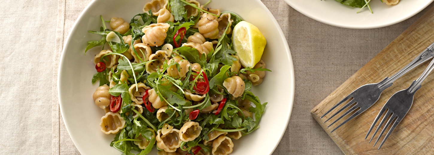 Wholemeal Pasta with Chilli and Rocket - Vegetarian Society